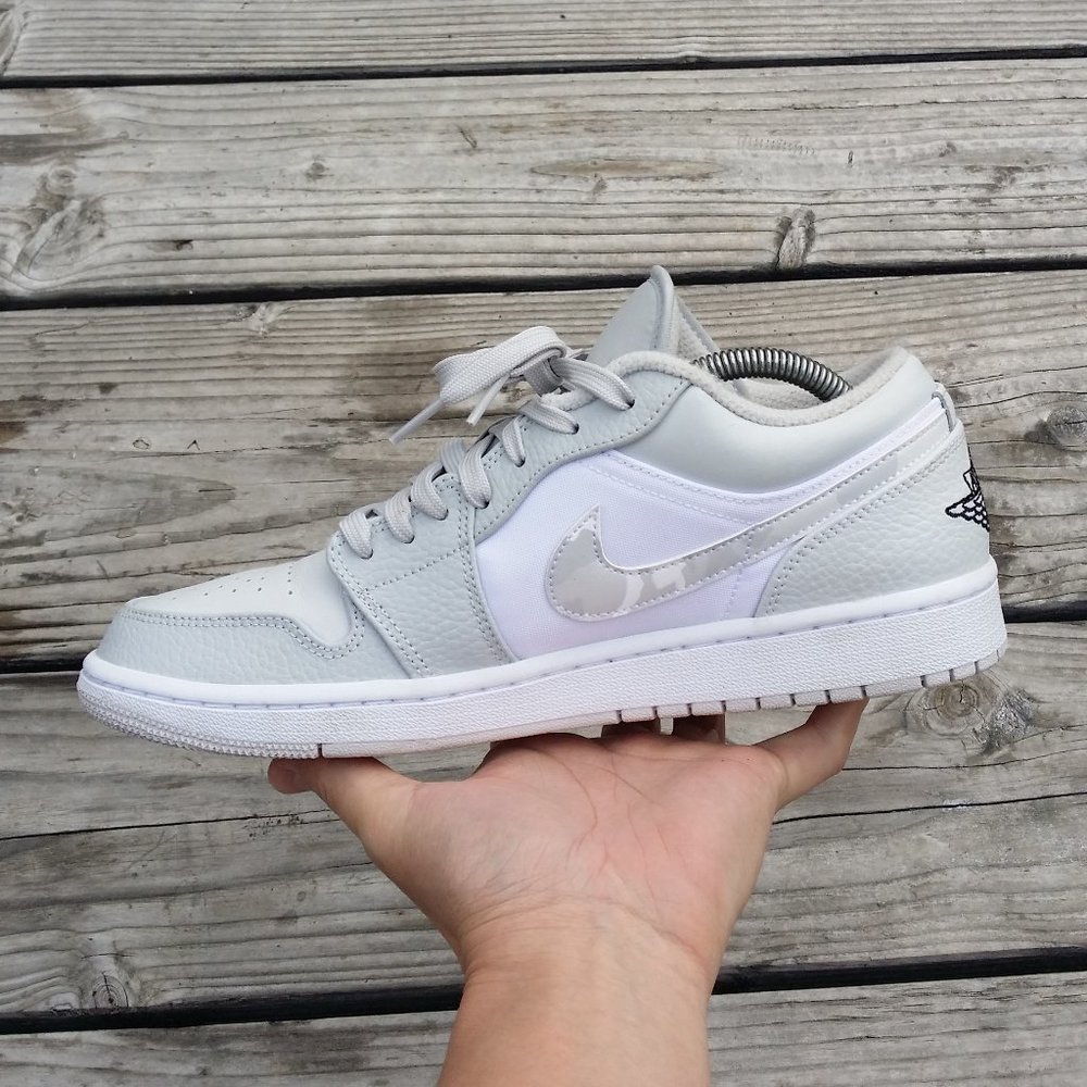 Women Size 10.5 / Size 9 Men Nike Air Jordan 1 Low White Camo Shoes Sneakers - Picture 4 of 8
